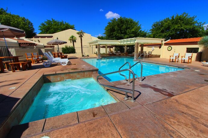 Imagen general del Hotel Villas at Southgate by VRI Americas. Foto 10