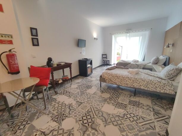 Imagen de la habitación del Hotel Villas de Cintra. Foto 19