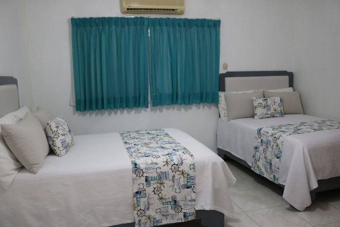 Imagen de la habitación del Hotel Villas del Mar. Foto 10