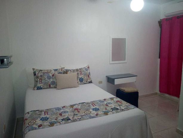 Imagen de la habitación del Hotel Villas del Mar. Foto 12