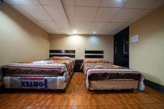 Imagen de la habitación del Hotel Villas del mirador. Foto 4