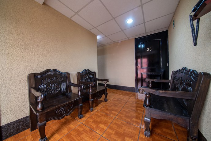 Imagen de los interiores del Hotel Villas del mirador. Foto 19