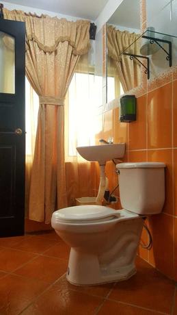 Imagen de la habitación del Hotel Villas del mirador. Foto 15