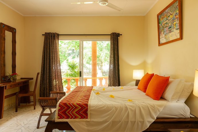 Imagen de la habitación del Hotel Villas des Alizes. Foto 13