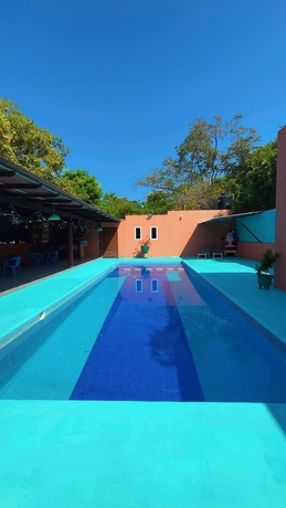Imagen de la piscina del Hotel Villas victoria mirador. Foto 13