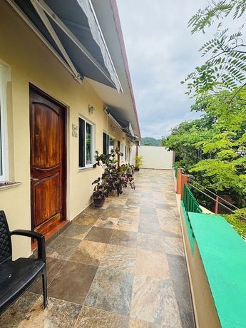 Imagen de los exteriores del Hotel Villas victoria mirador. Foto 9