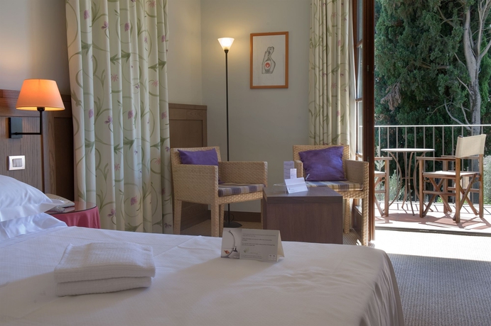 Imagen de la habitación del Hotel Villasanpaolo. Foto 6