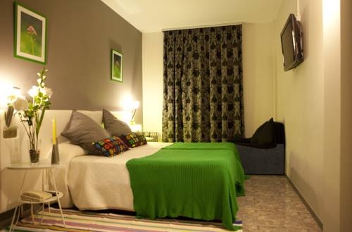 Imagen de la habitación del Hotel Villasegura. Foto 24