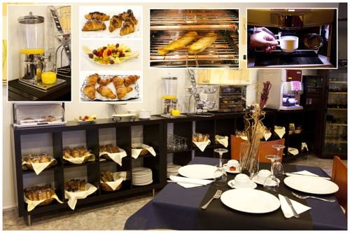 Imagen del bar/restaurante del Hotel Villasegura. Foto 14