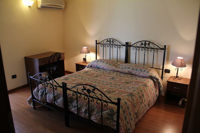 Imagen de la habitación del Hotel Ville Bellajo. Foto 4