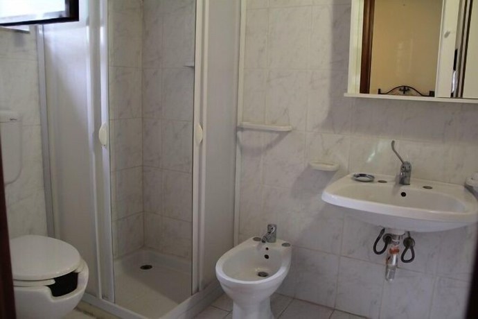 Imagen de la habitación del Hotel Ville Bellajo. Foto 13
