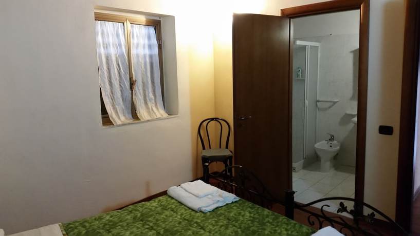 Imagen de la habitación del Hotel Ville Bellajo. Foto 14