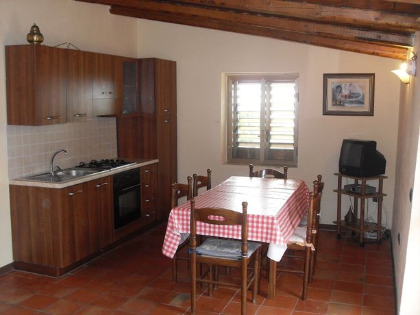Imagen de la habitación del Hotel Ville Bellajo. Foto 17