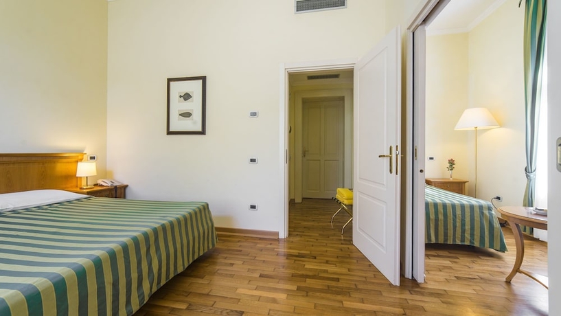 Imagen de la habitación del Hotel Ville Bianchi. Foto 7