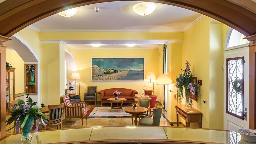 Imagen de los interiores del Hotel Ville Bianchi. Foto 14