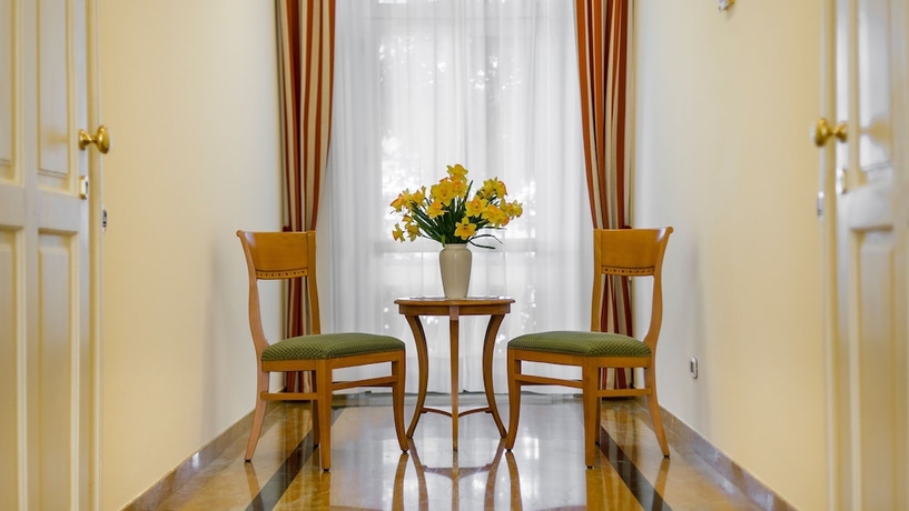 Imagen de los interiores del Hotel Ville Bianchi. Foto 16