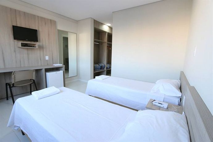 Imagen del bar/restaurante del Hotel Ville House Premium. Foto 2