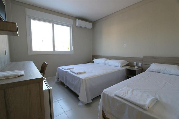 Imagen del bar/restaurante del Hotel Ville House Premium. Foto 3