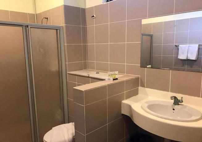 Imagen de la habitación del Hotel Villea Morib. Foto 13