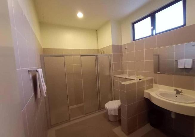 Imagen de la habitación del Hotel Villea Morib. Foto 15