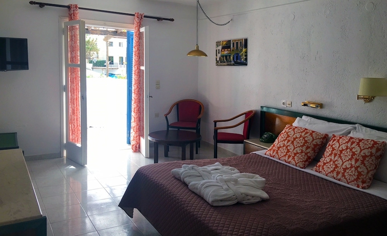 Imagen de la habitación del Hotel Villea Village. Foto 10