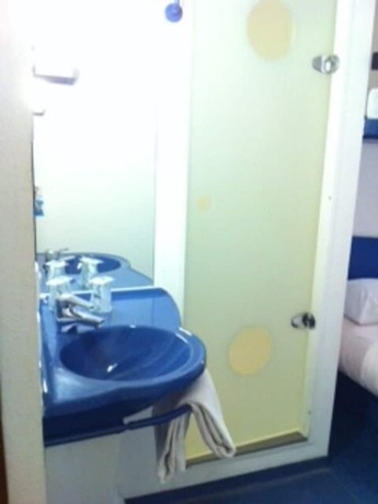 Imagen de la habitación del Hotel Villenouvelle. Foto 12