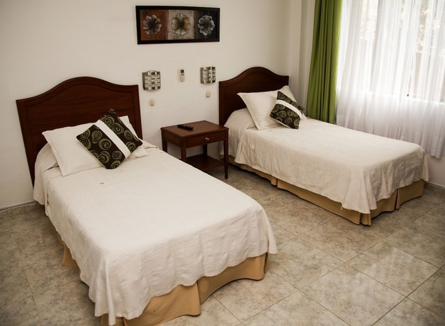 Imagen de la habitación del Hotel Villeta Resort. Foto 2