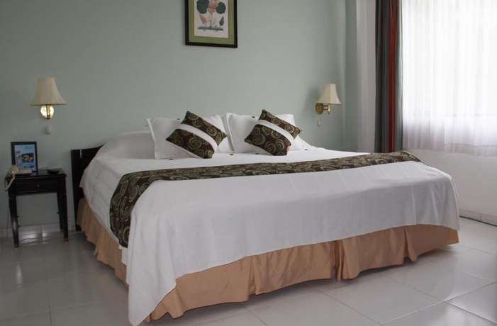 Imagen de la habitación del Hotel Villeta Resort. Foto 6