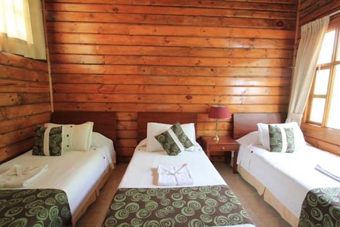 Imagen de la habitación del Hotel Villeta Resort. Foto 10