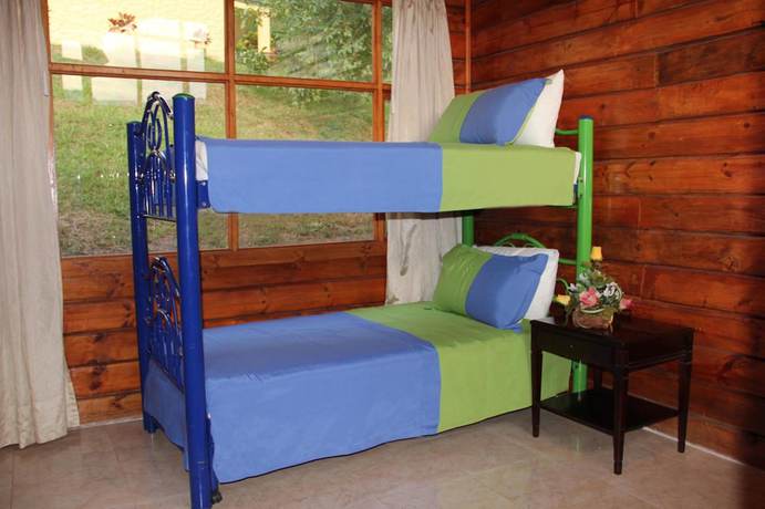 Imagen de la habitación del Hotel Villeta Resort. Foto 13