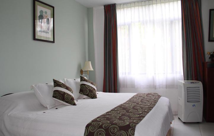 Imagen de la habitación del Hotel Villeta Resort. Foto 16