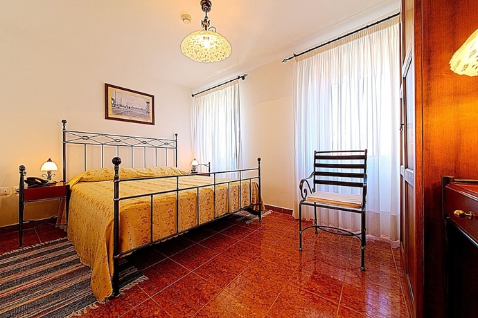 Imagen de la habitación del Hotel Villetta Phasiana. Foto 11