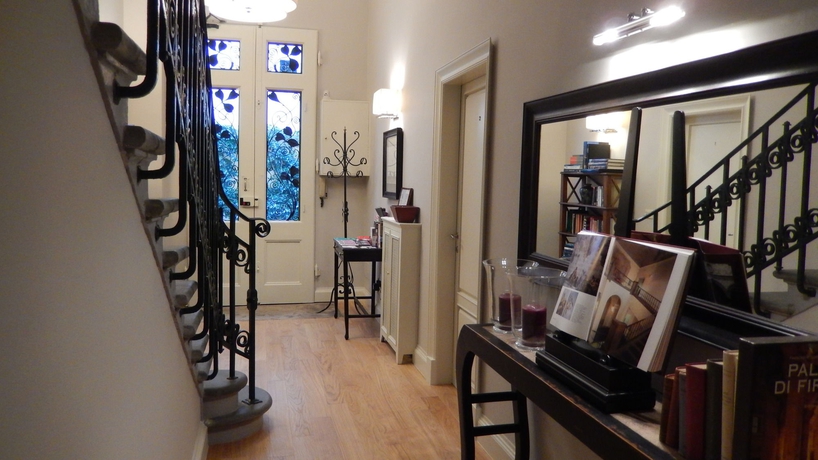 Imagen de los interiores del Hotel Villino Fiorentino. Foto 16
