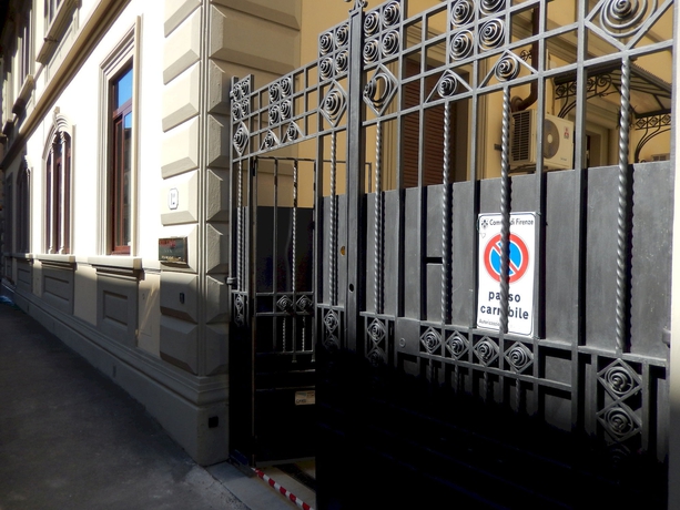 Imagen de los exteriores del Hotel Villino Fiorentino. Foto 14