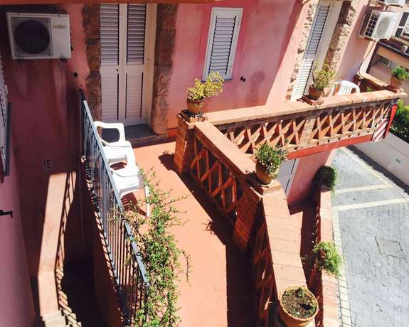 Imagen de los exteriores del Hotel Villino Gallodoro. Foto 14