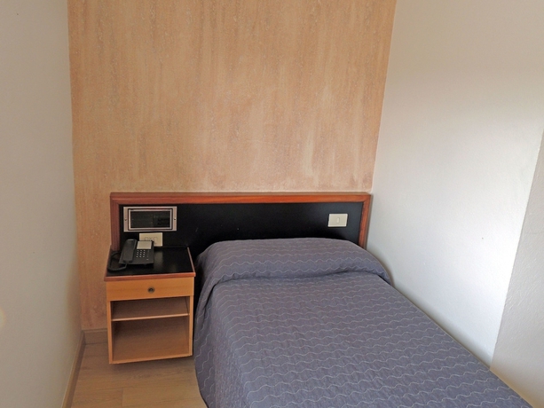 Imagen de la habitación del Hotel Vilobí. Foto 2