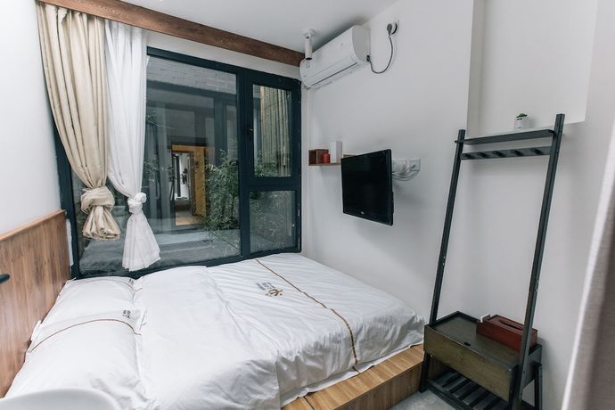 Imagen de la habitación del Hotel Vinawhisper Boutique. Foto 11