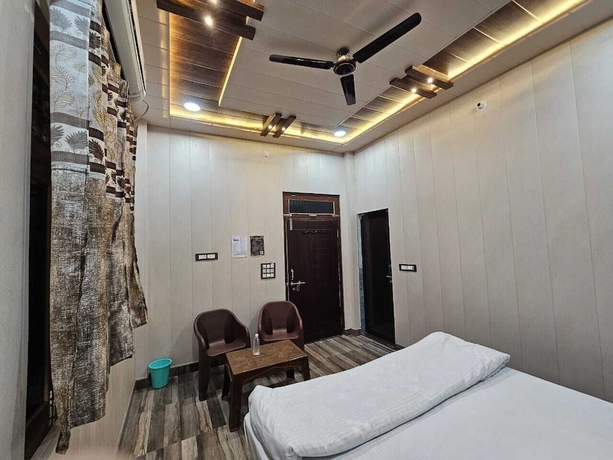 Imagen de la habitación del Hotel Vinayak Guest House. Foto 11