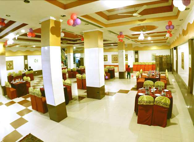 Imagen del bar/restaurante del Hotel Vinayak, Jwalapur. Foto 3