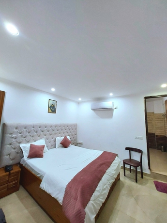 Imagen de la habitación del Hotel Vinayak Stay Sector 43. Foto 9