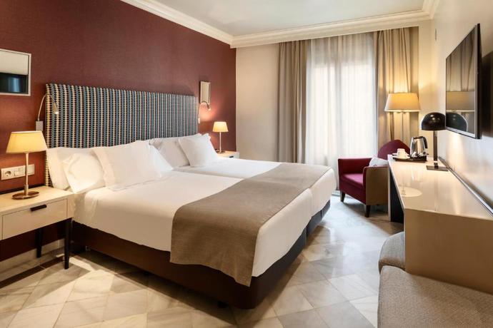 Imagen de la habitación del Hotel Vincci Albayzin. Foto 4