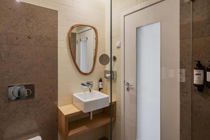 Imagen de la habitación del Hotel Vincci Baixa Suites Apartments. Foto 5