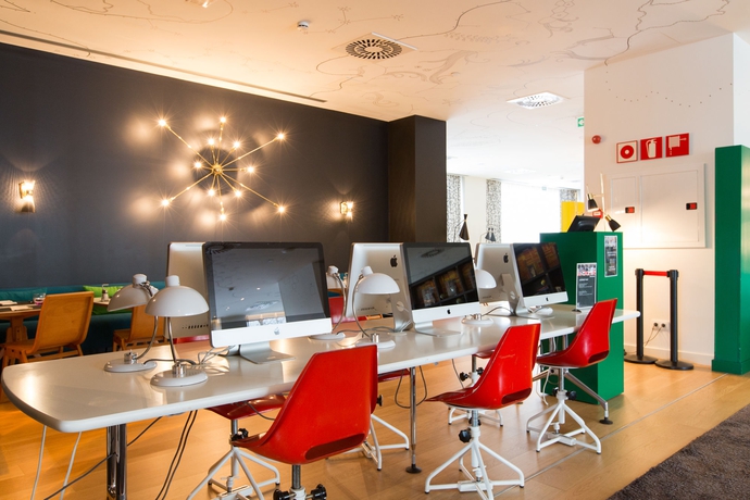 Imagen de los interiores del Hotel Vincci Bit. Foto 13