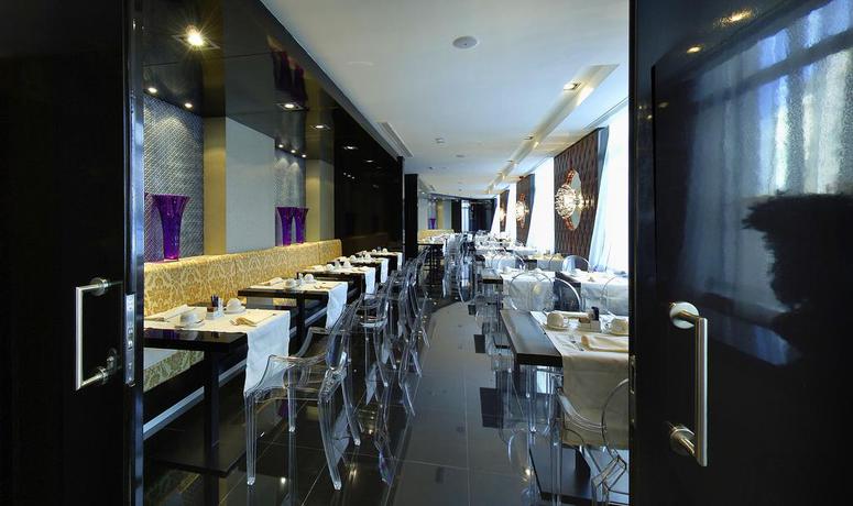 Imagen del bar/restaurante del Hotel Vincci Capitol. Foto 3