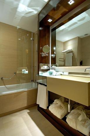 Imagen de la habitación del Hotel Vincci Capitol. Foto 8