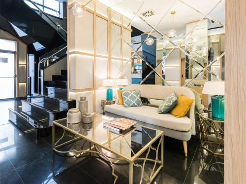 Imagen de los interiores del Hotel Vincci Capitol. Foto 9