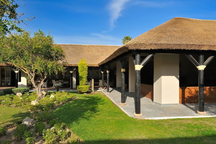 Imagen del bar/restaurante del Hotel Vincci Costa Golf. Foto 4