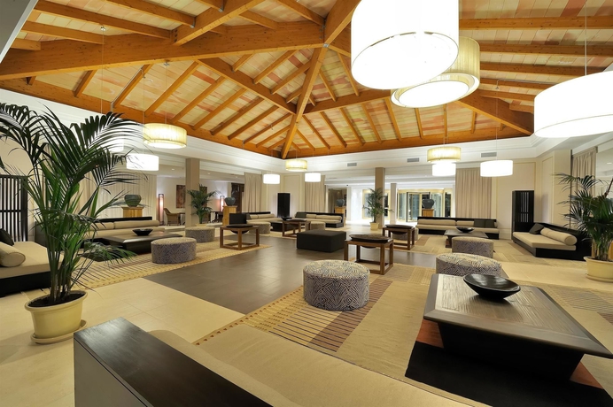 Imagen de los interiores del Hotel Vincci Costa Golf. Foto 12