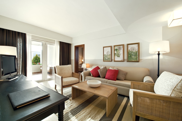 Imagen de los interiores del Hotel Vincci Costa Golf. Foto 14