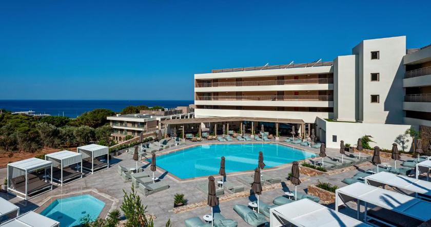 Imagen de la piscina del Hotel Vincci Evereden. Foto 12